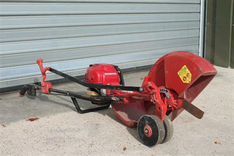 atom golf bunker edger.